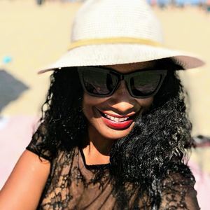 Meet your Posher, Lashasta